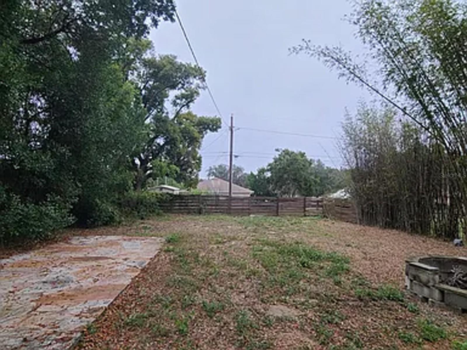 Image 15 of 18 For 4 Bay Street