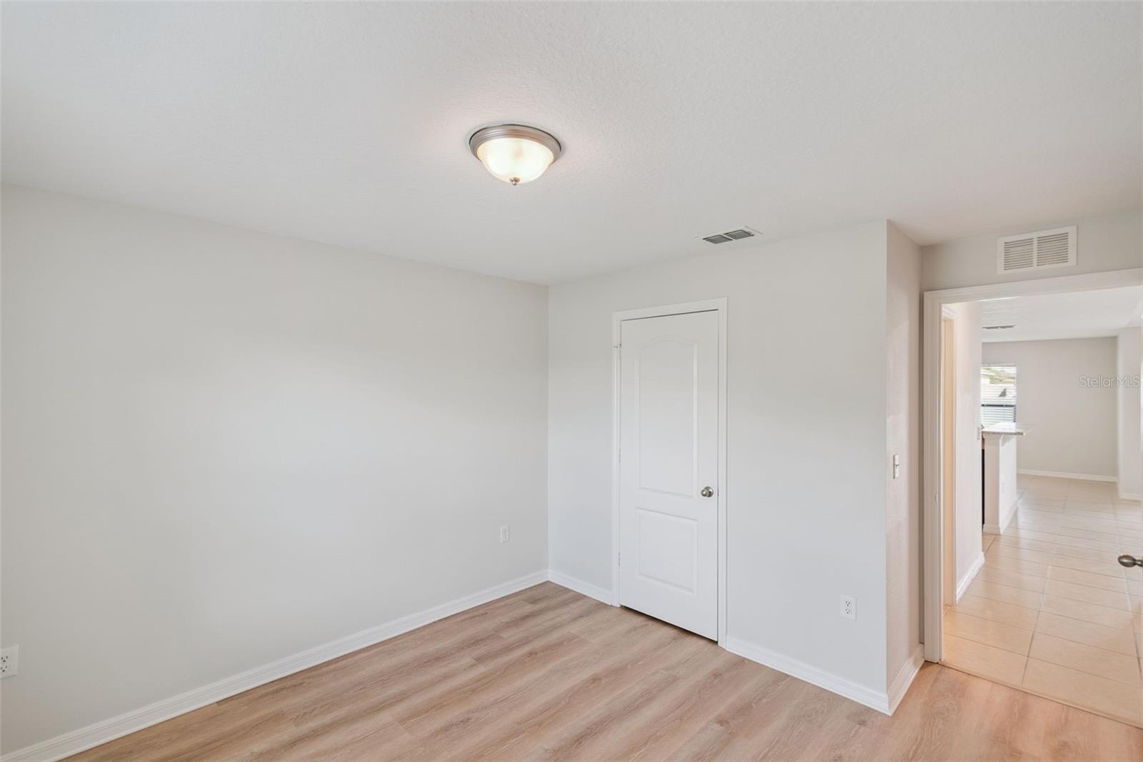 Image 12 of 21 For 1975 Piedmont Court