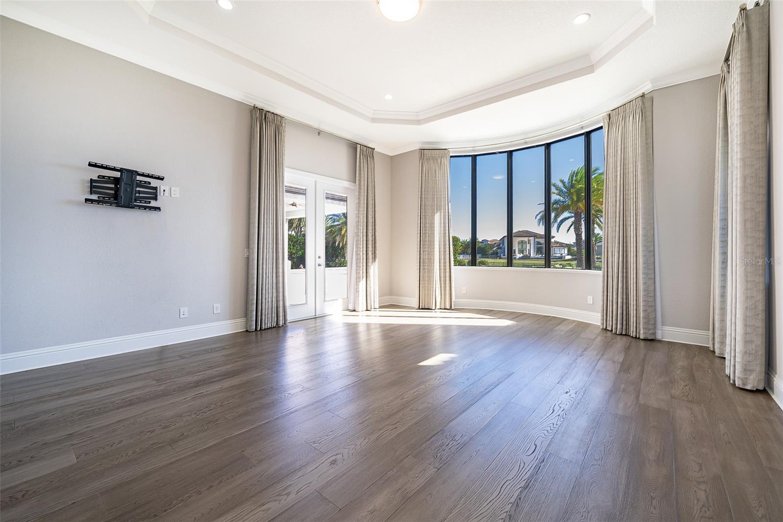 Image 33 of 71 For 4012 Isabella Circle