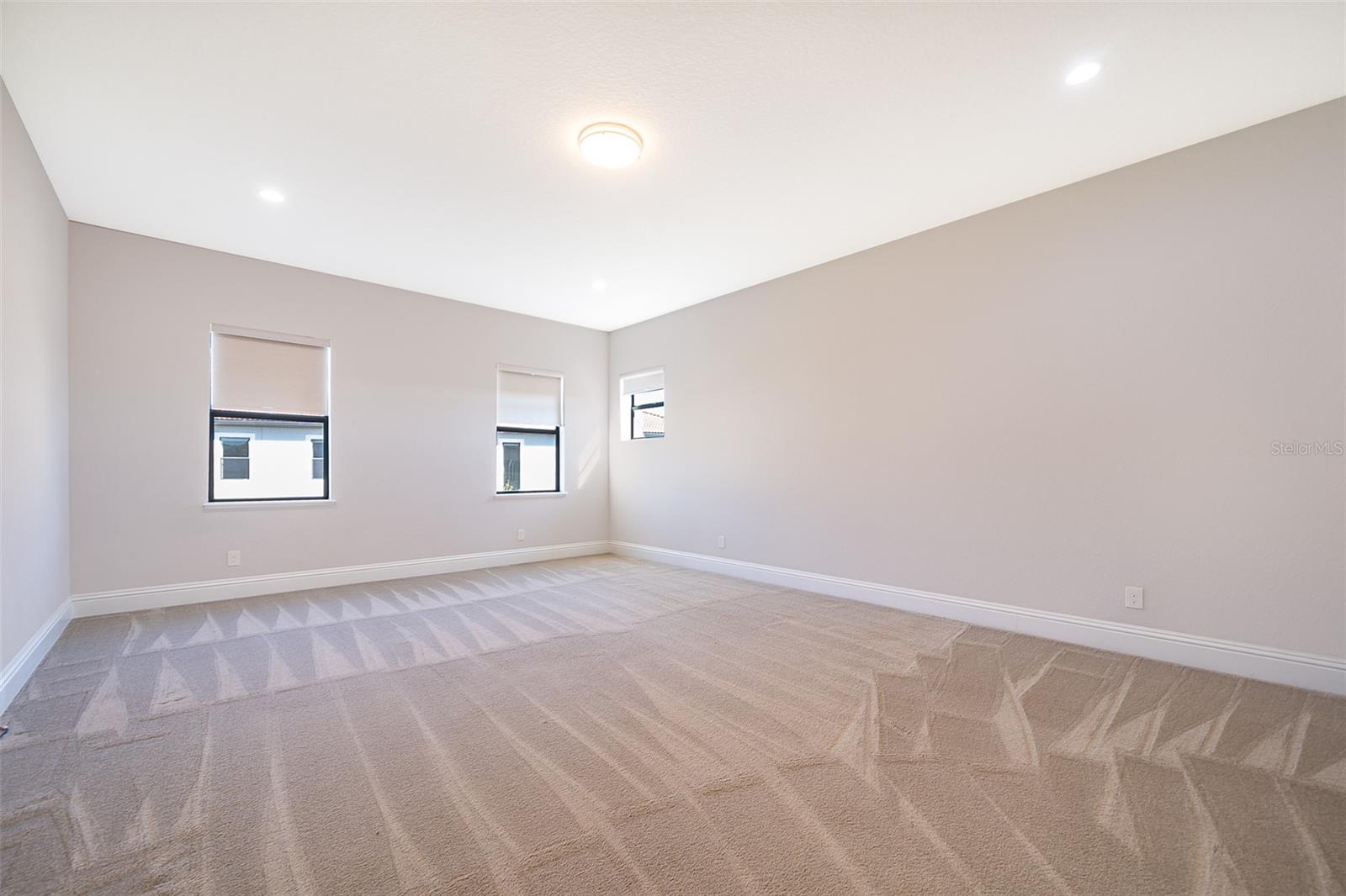 Image 45 of 71 For 4012 Isabella Circle