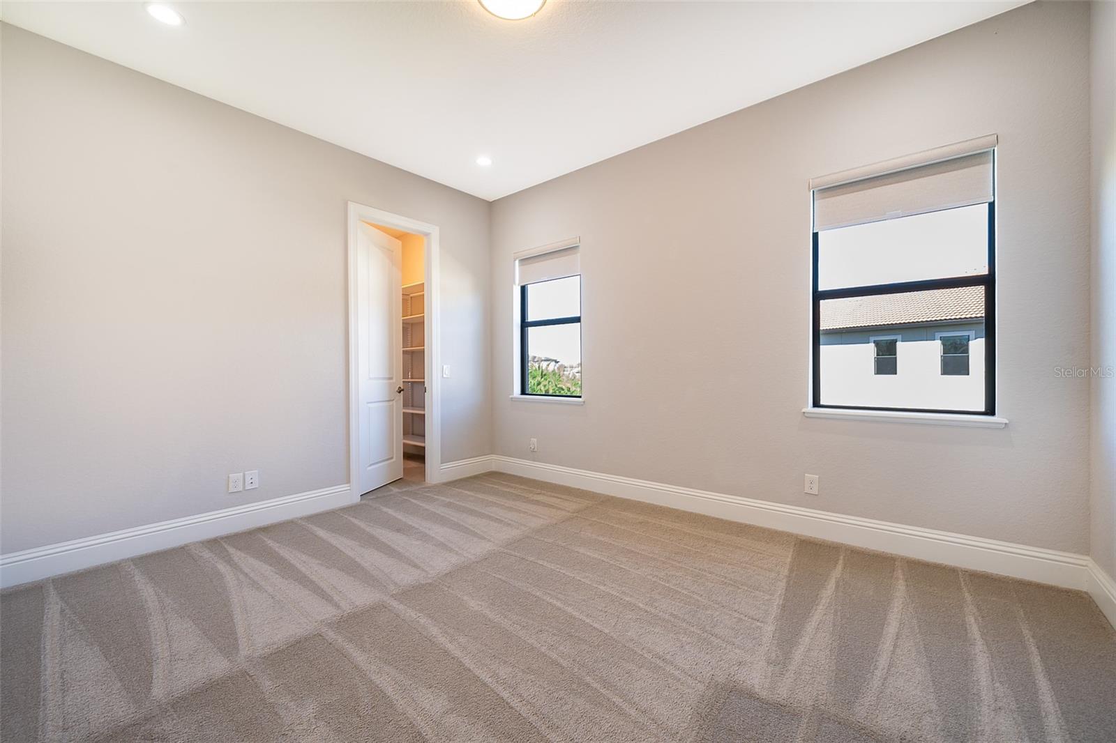 Image 47 of 71 For 4012 Isabella Circle