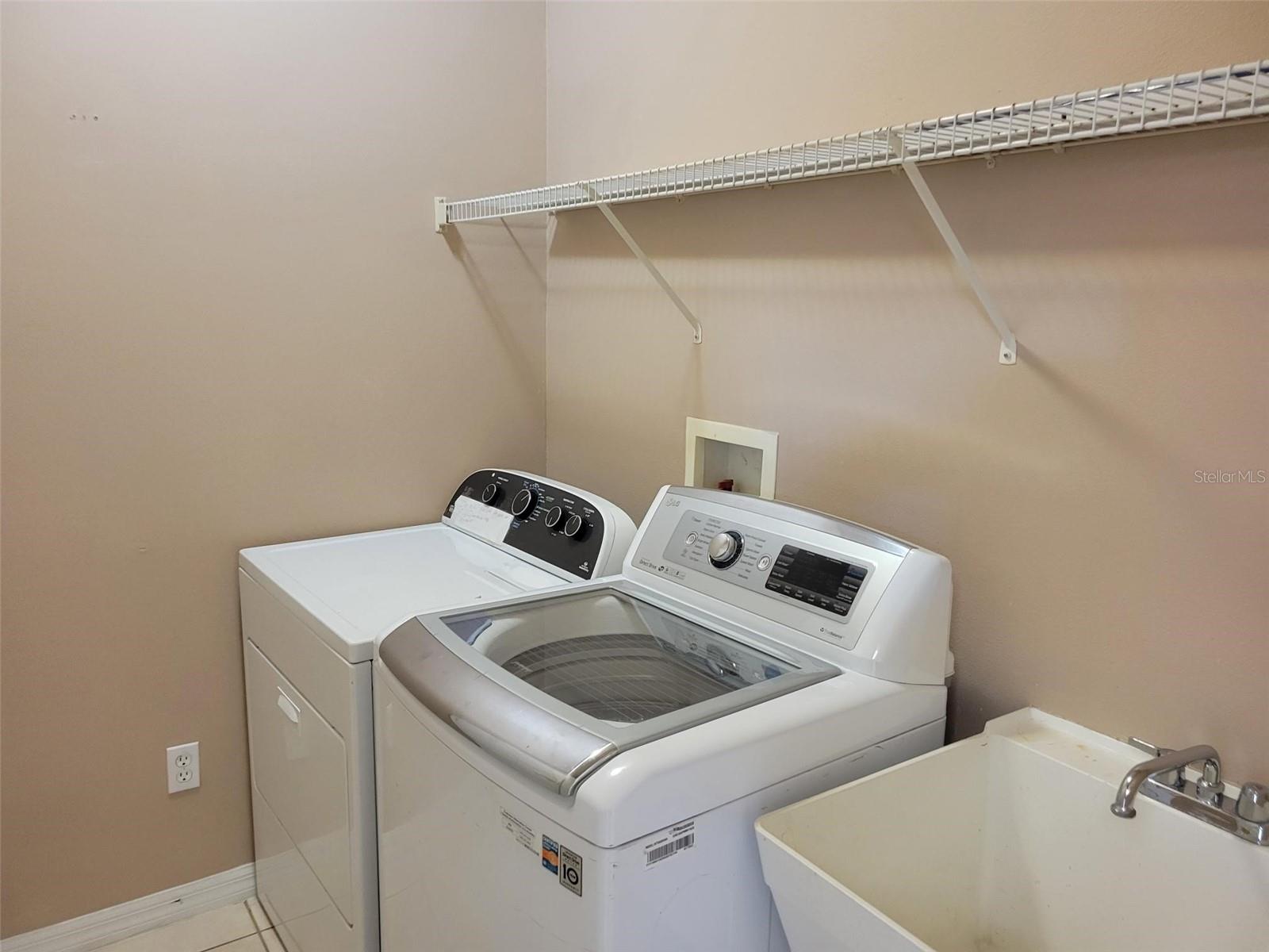 Image 13 of 22 For 5424 Cape Hatteras Drive