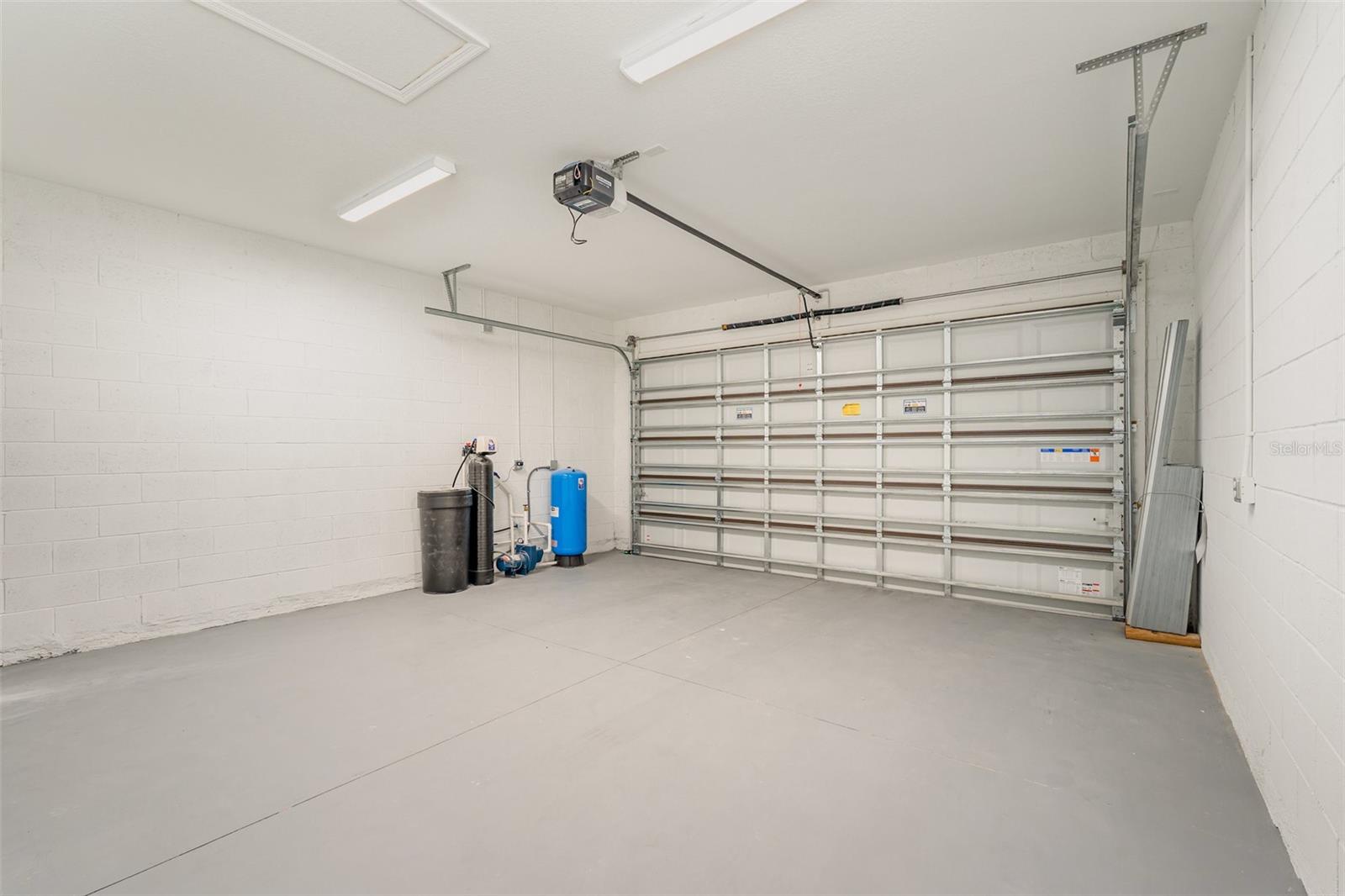 Image 36 of 37 For 1319 Schneider Street Sw