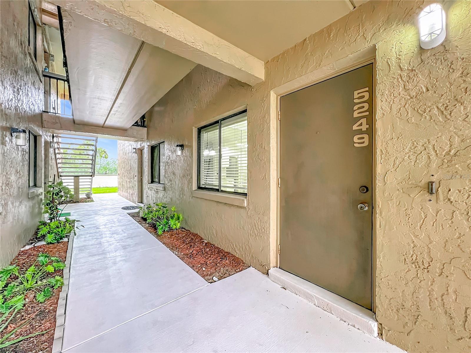 Details for 5249 Vineland Road, ORLANDO, FL 32811