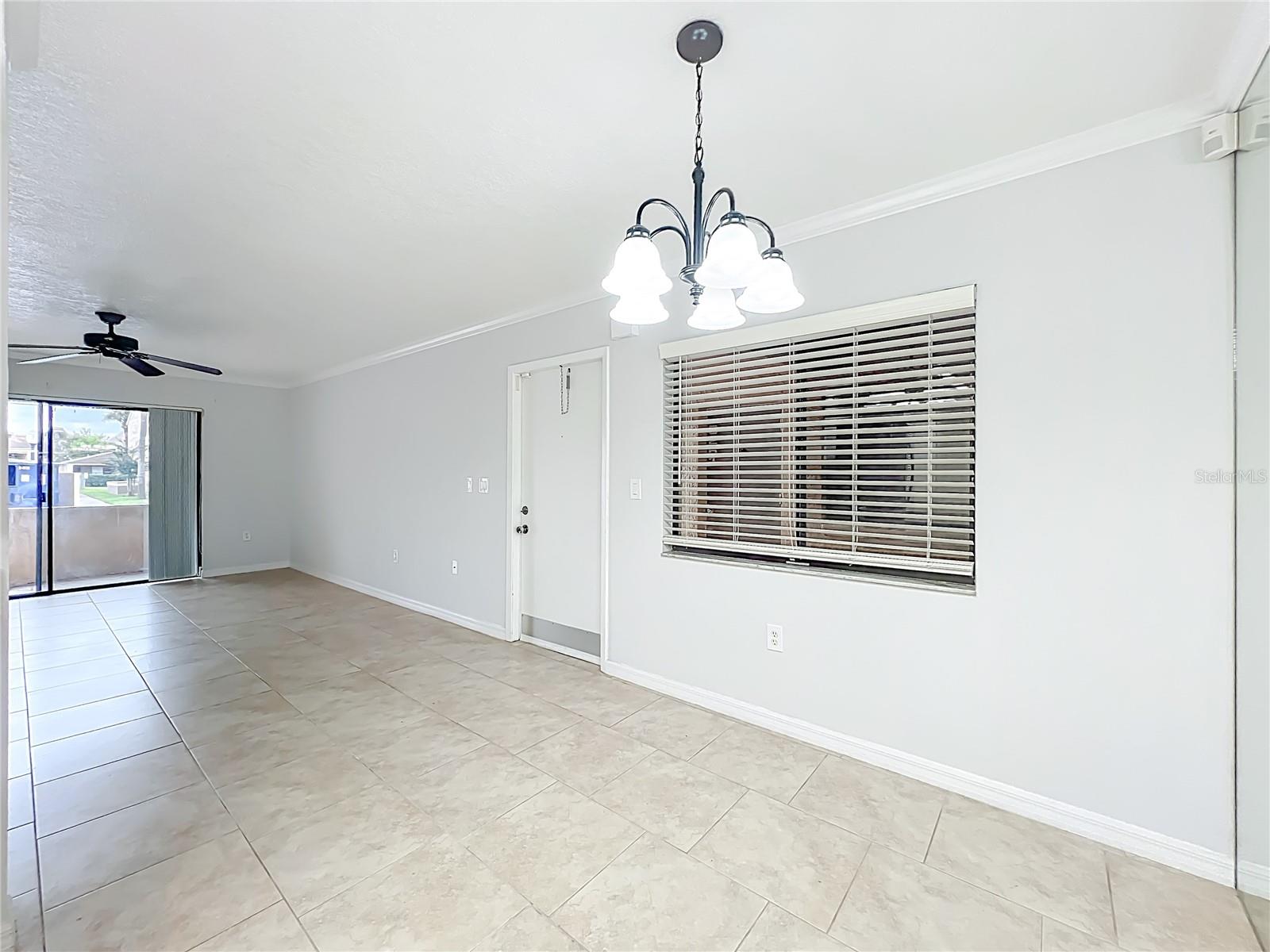 Image 10 of 42 For 5249 Vineland Road