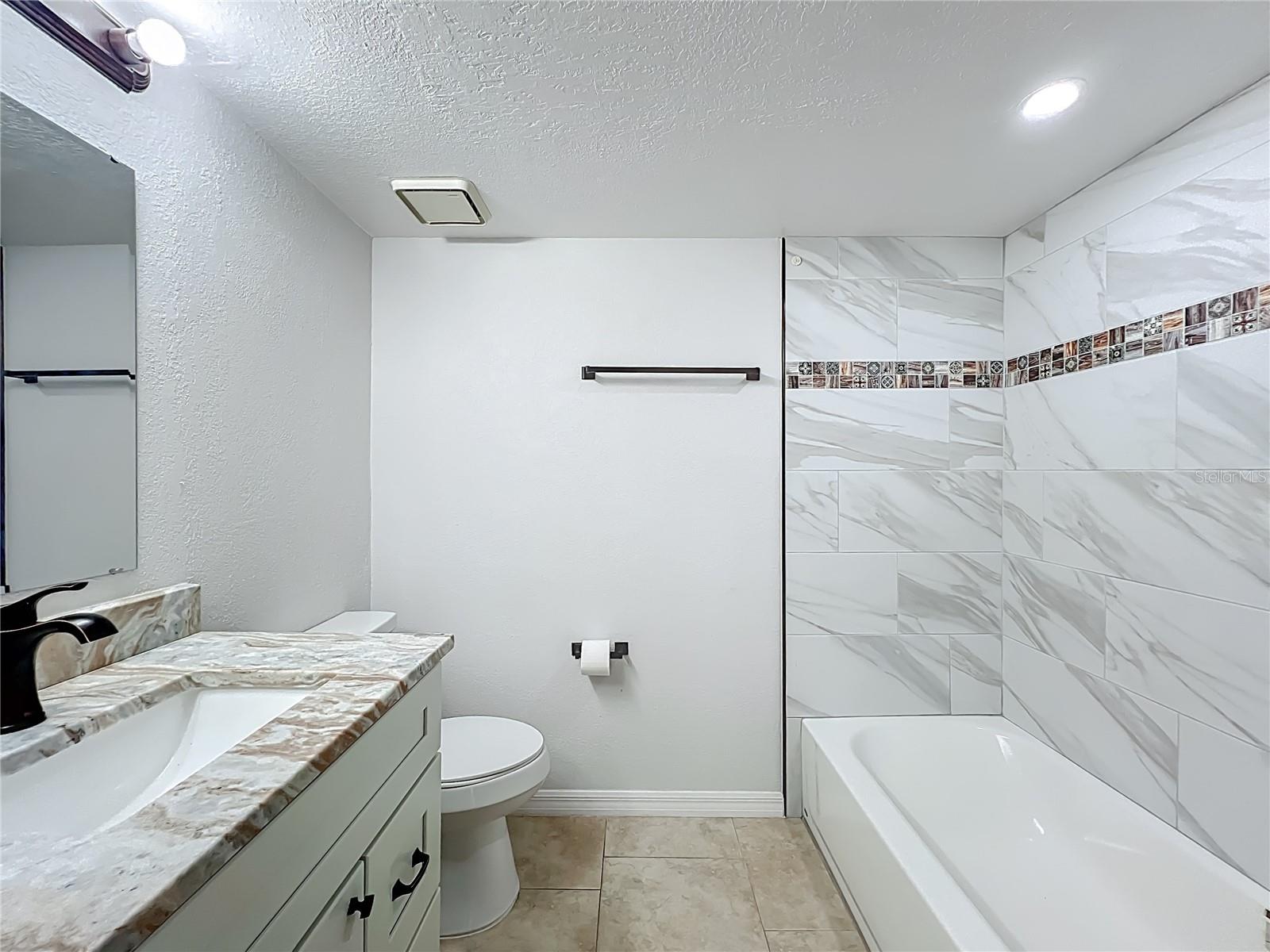Image 32 of 42 For 5249 Vineland Road