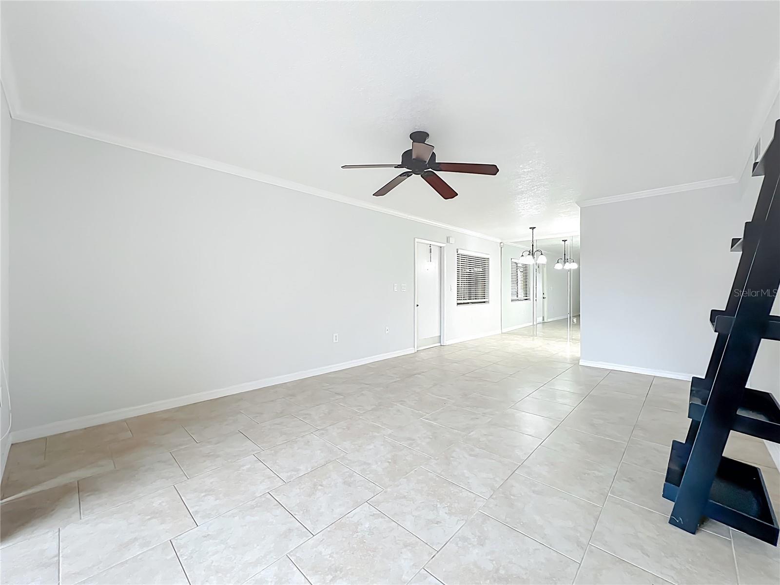 Image 8 of 42 For 5249 Vineland Road