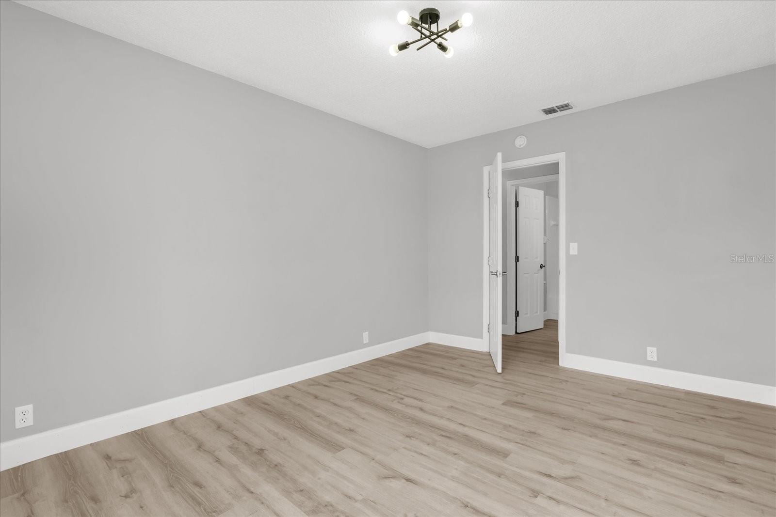 Image 13 of 26 For 348 Jacksonville Court