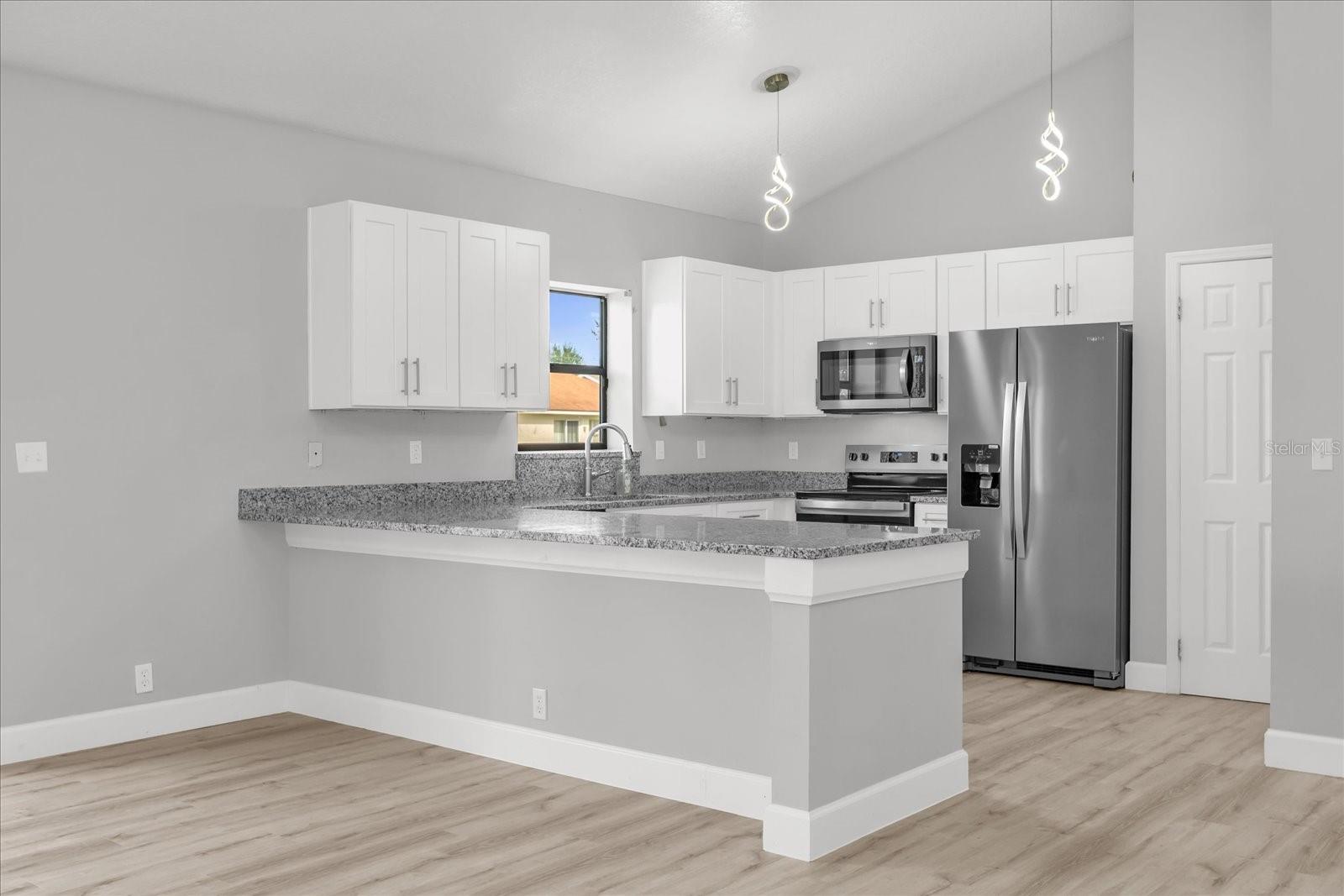 Image 6 of 26 For 348 Jacksonville Court