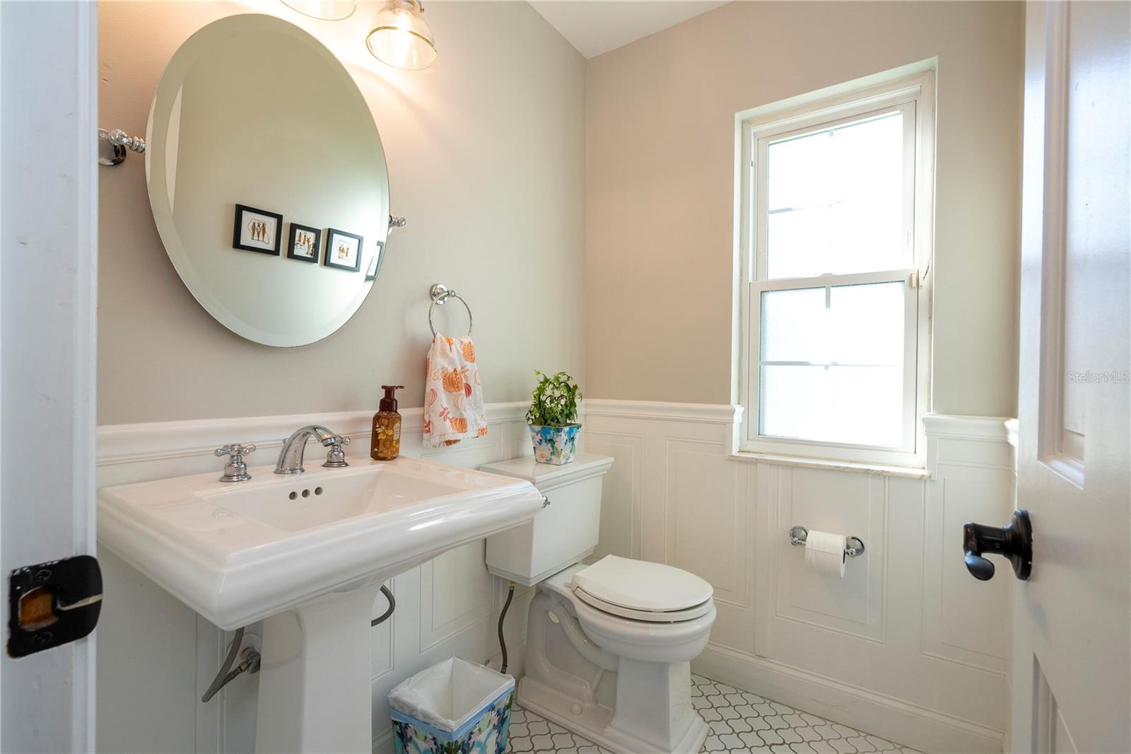 Image 17 of 22 For 1106 Delridge Avenue