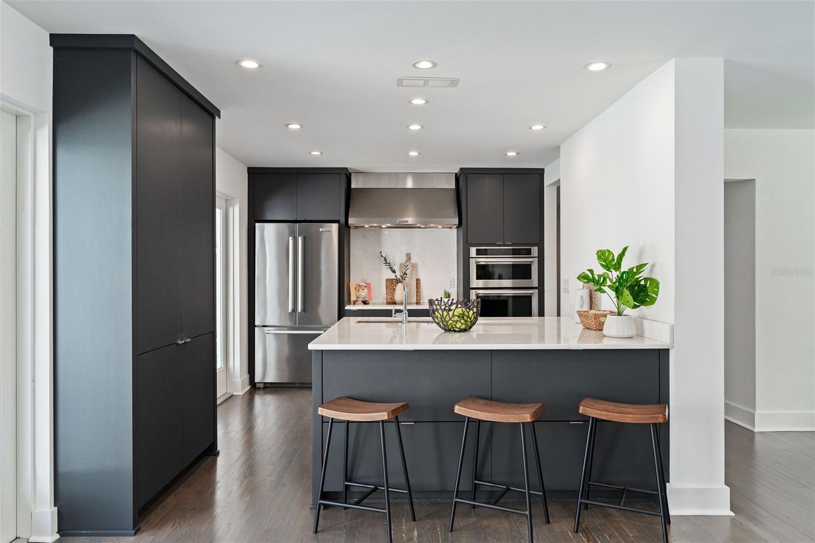 Image 12 of 59 For 1513 Nottingham Street