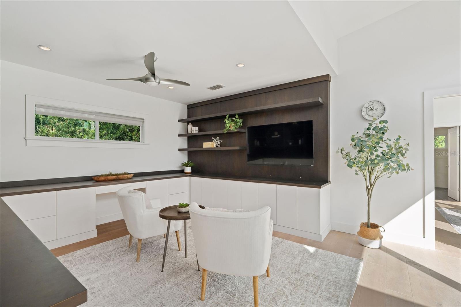 Image 19 of 59 For 1513 Nottingham Street