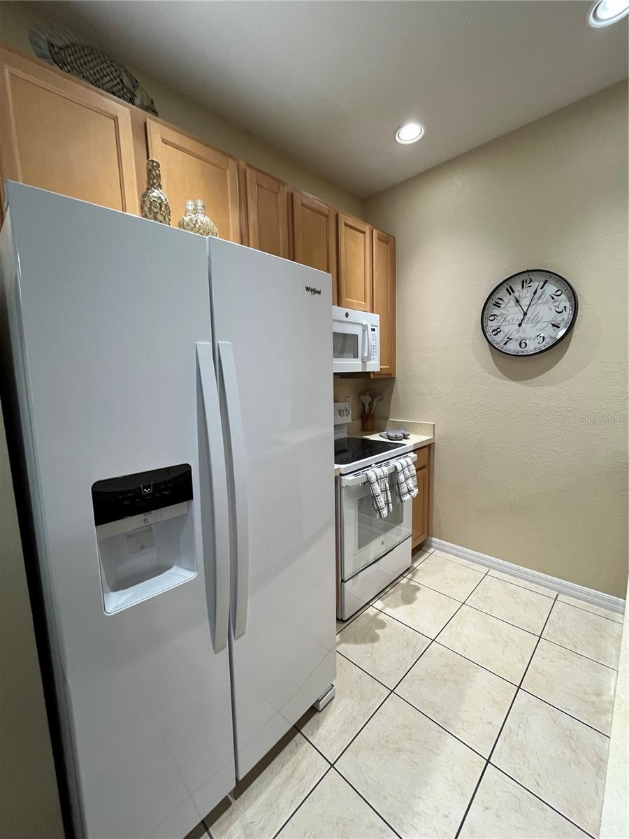 Image 16 of 49 For 2459 Caravelle Circle