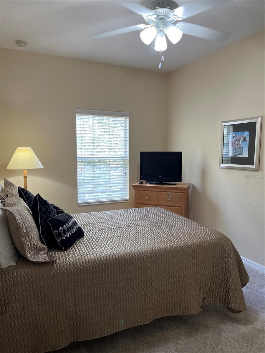 Image 35 of 49 For 2459 Caravelle Circle