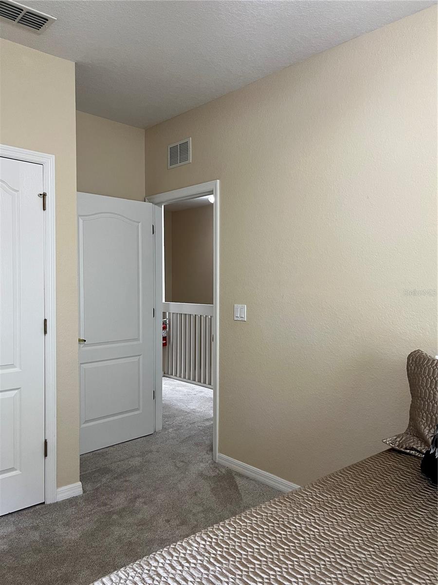 Image 36 of 49 For 2459 Caravelle Circle