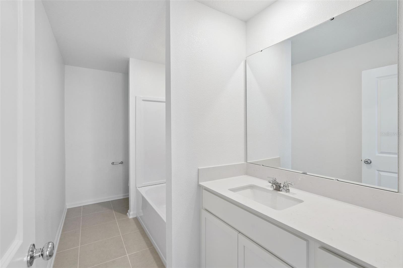 Image 18 of 31 For 7493 Capstone Drive