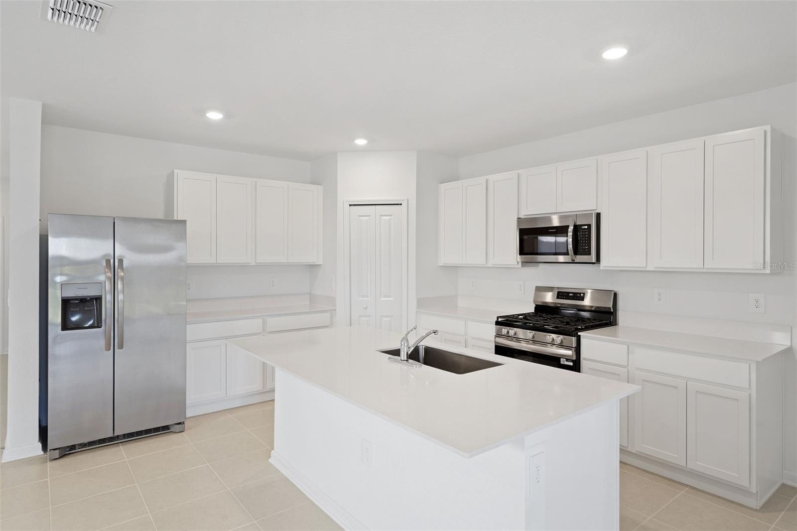 Image 2 of 31 For 7493 Capstone Drive