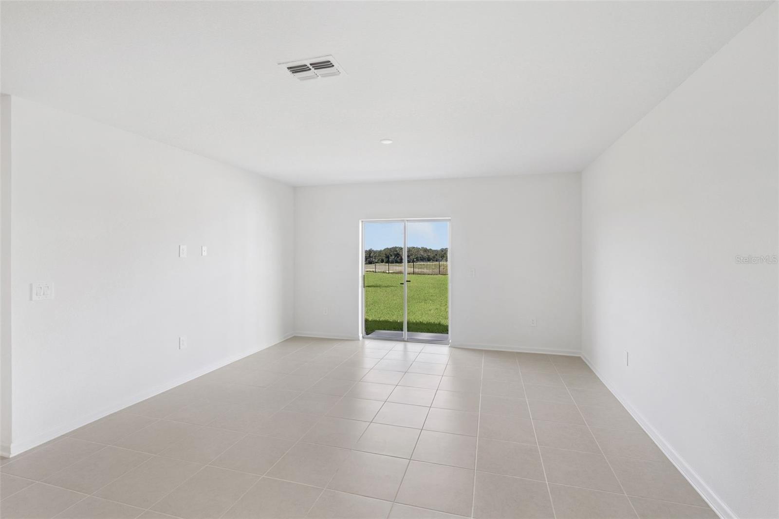 Image 7 of 31 For 7493 Capstone Drive