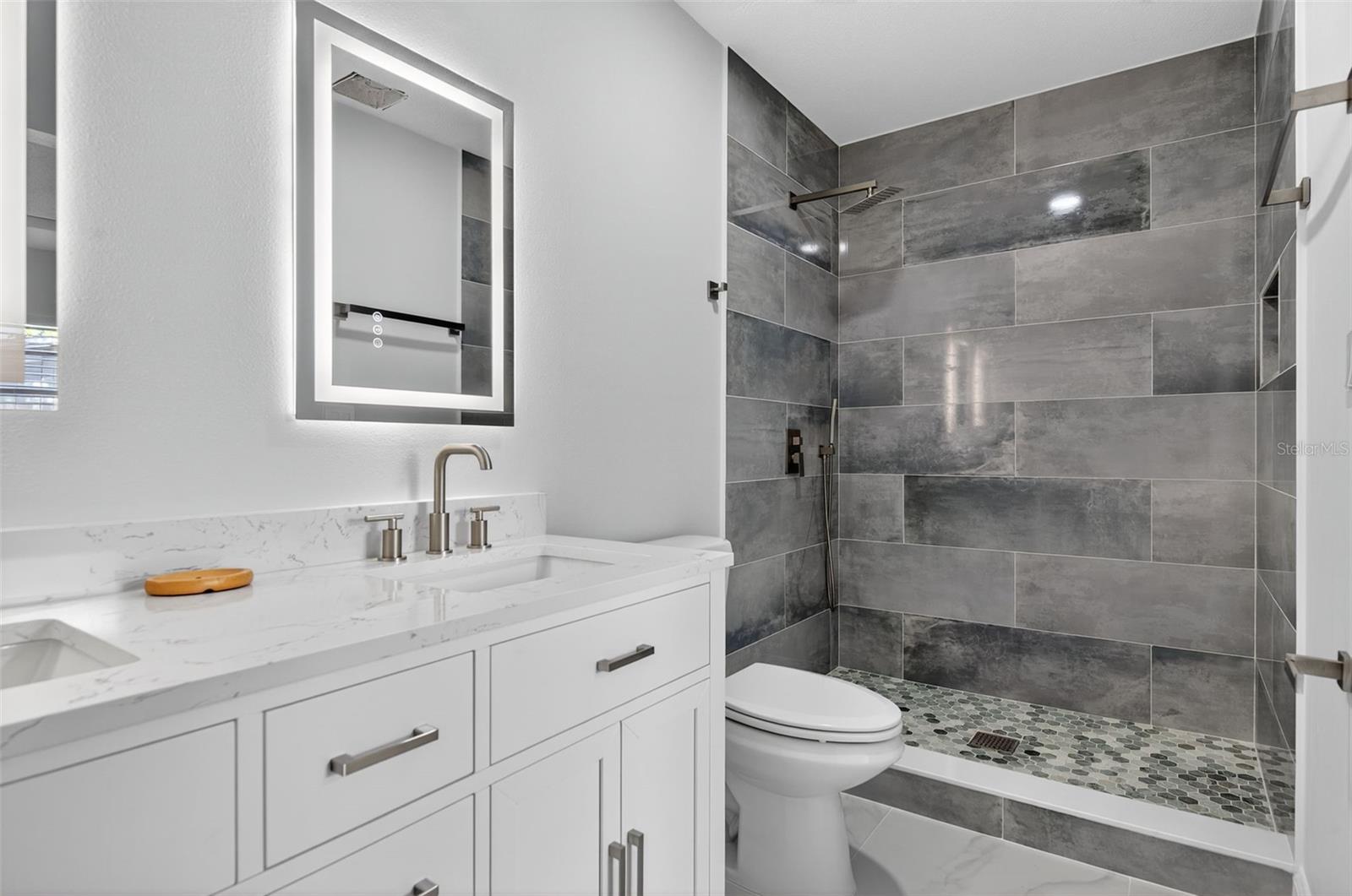 Image 10 of 21 For 4915 Eldorado Drive