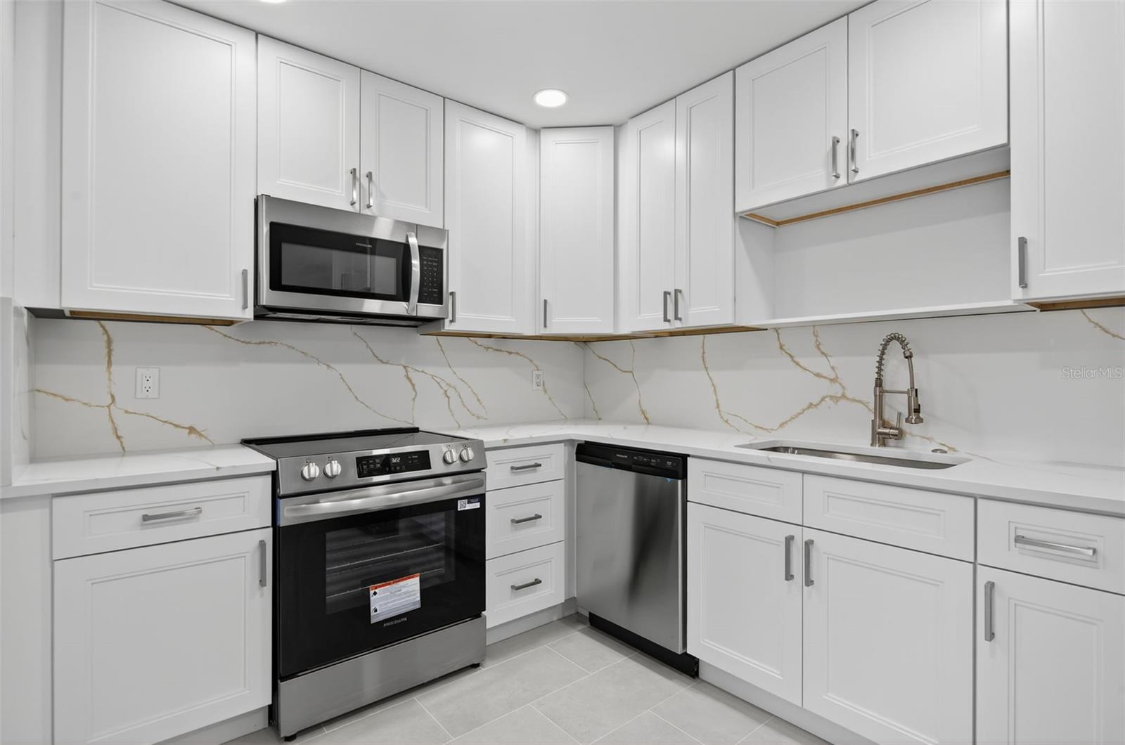 Image 6 of 21 For 4915 Eldorado Drive