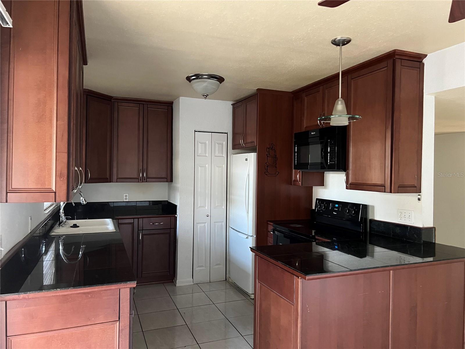 Image 3 of 11 For 5671 Charleston Street