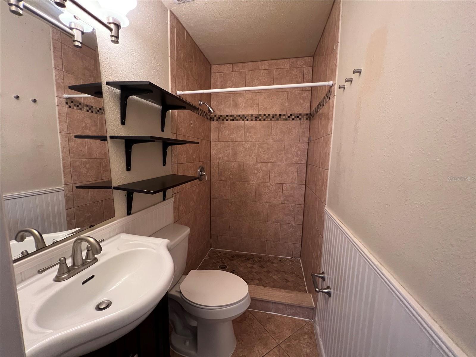 Image 8 of 11 For 5671 Charleston Street