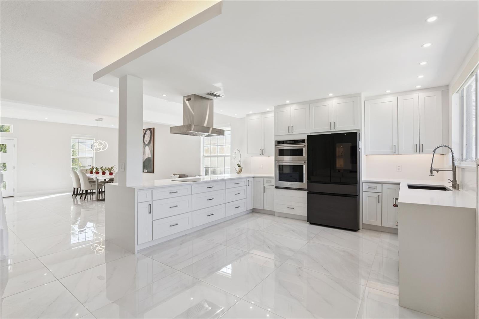 Image 11 of 46 For 9728 Pecky Cypress Way
