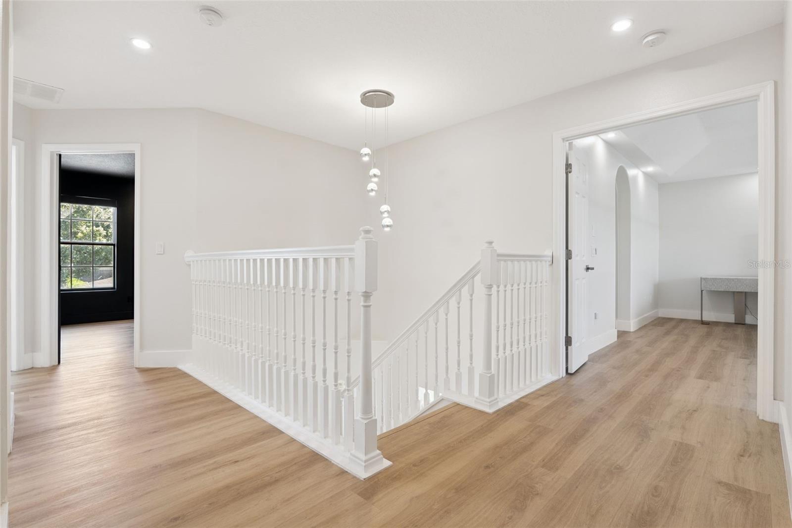 Image 23 of 46 For 9728 Pecky Cypress Way
