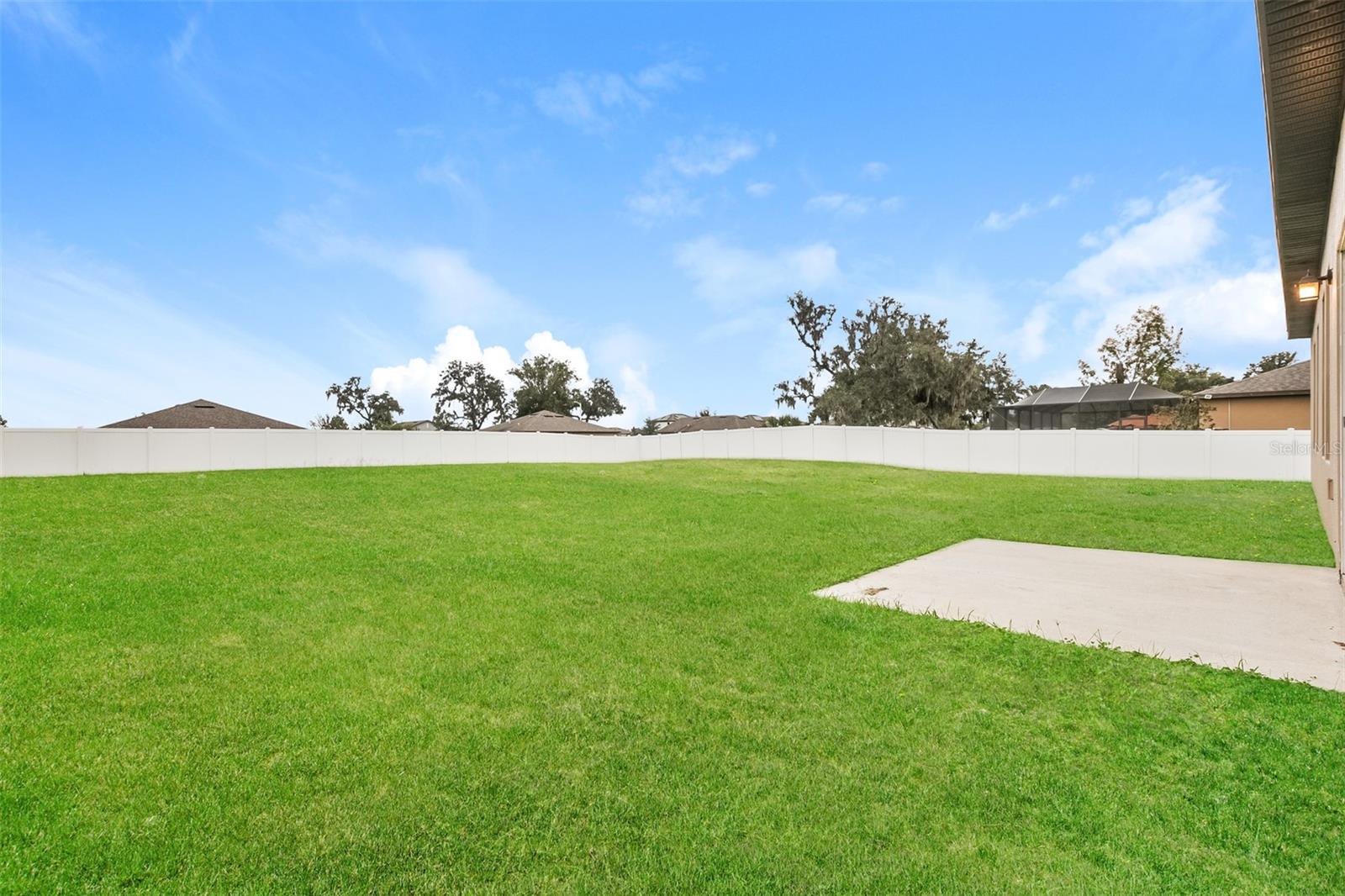 Image 20 of 21 For 730 Garden Oaks Square