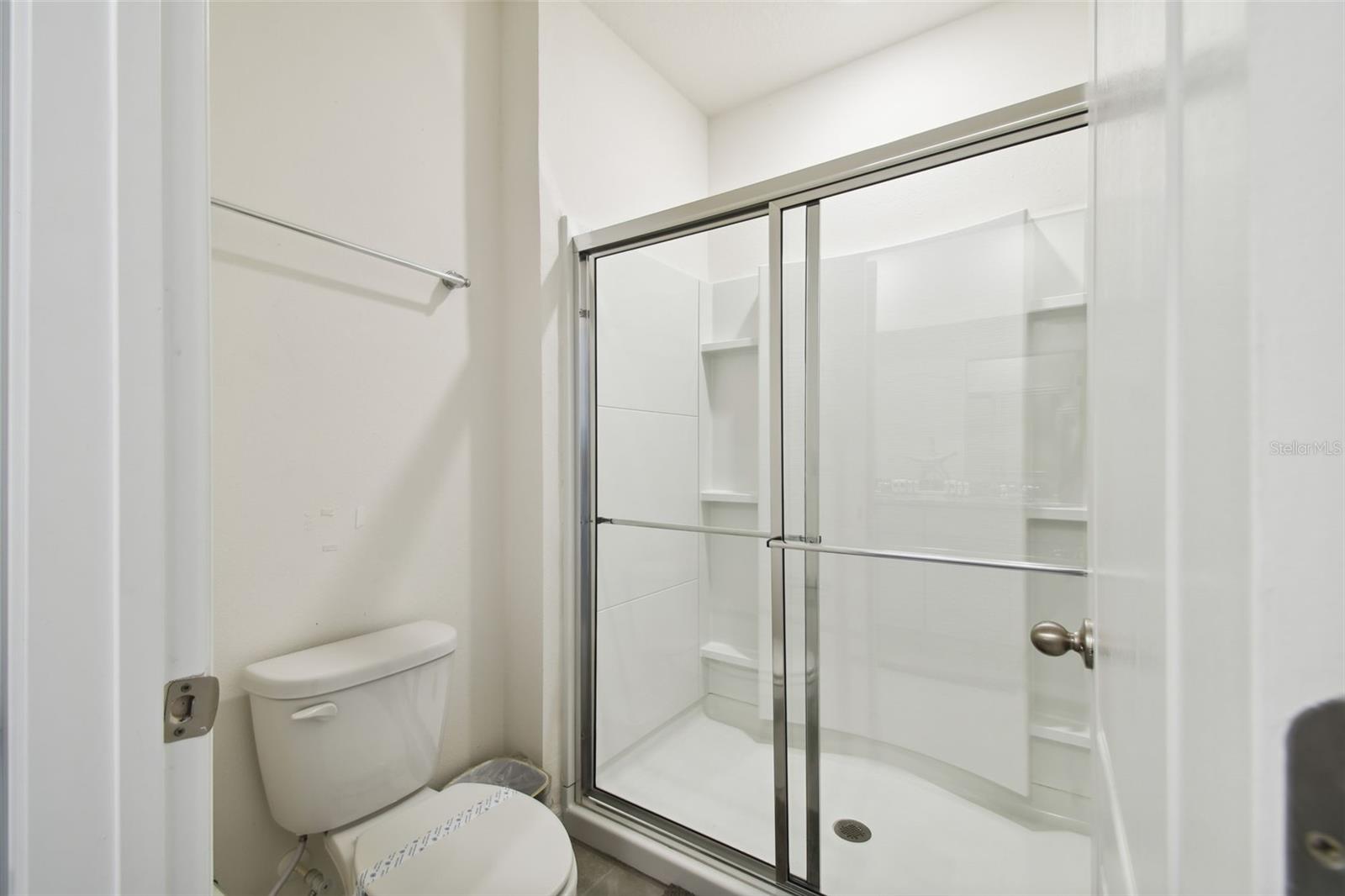 Image 10 of 87 For 7704 Oakmoss Loop