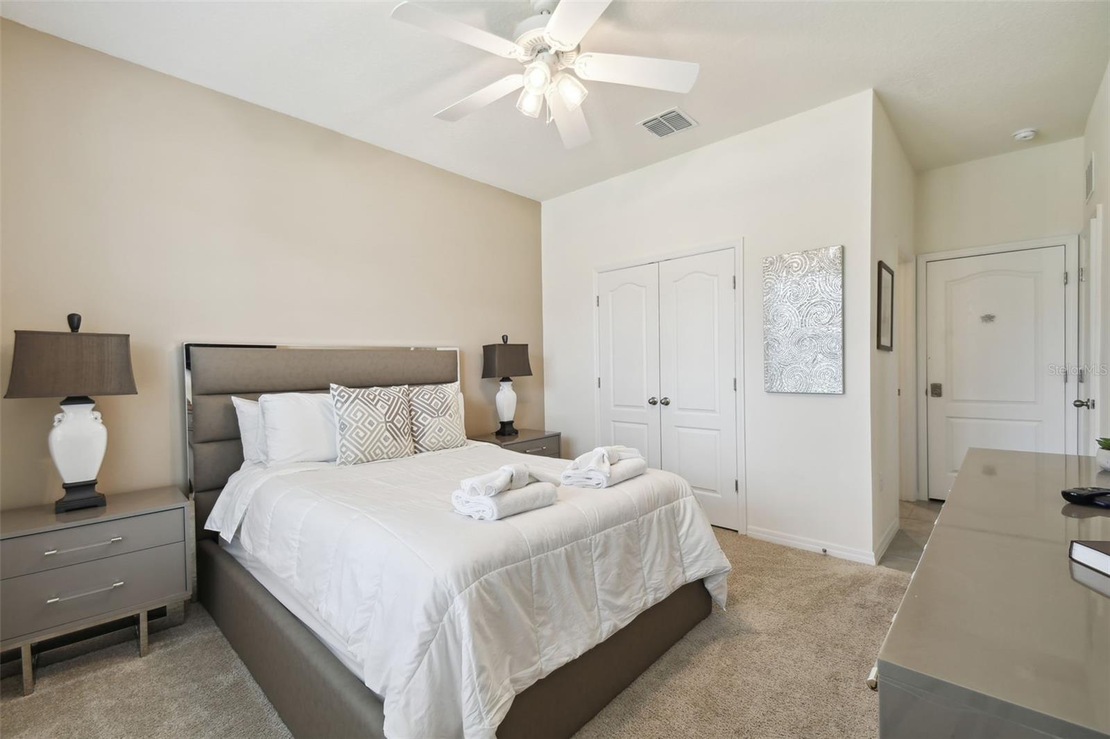 Image 37 of 87 For 7704 Oakmoss Loop
