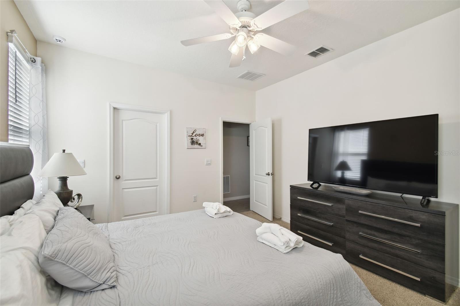 Image 60 of 87 For 7704 Oakmoss Loop