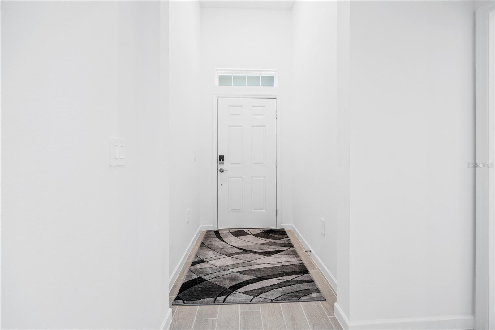 Image 5 of 36 For 19581 77th Place