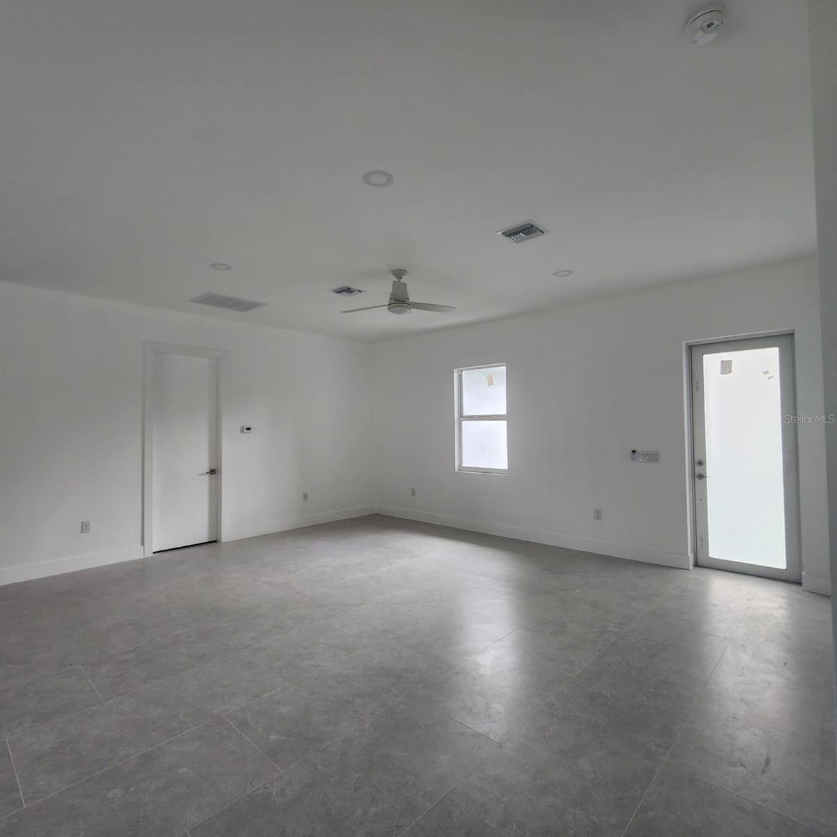 Image 14 of 33 For 237 Eppinger Drive