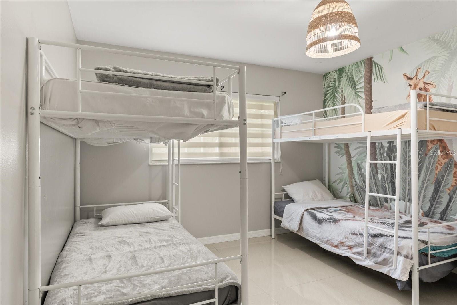 Image 16 of 36 For 8607 Sandberry Boulevard