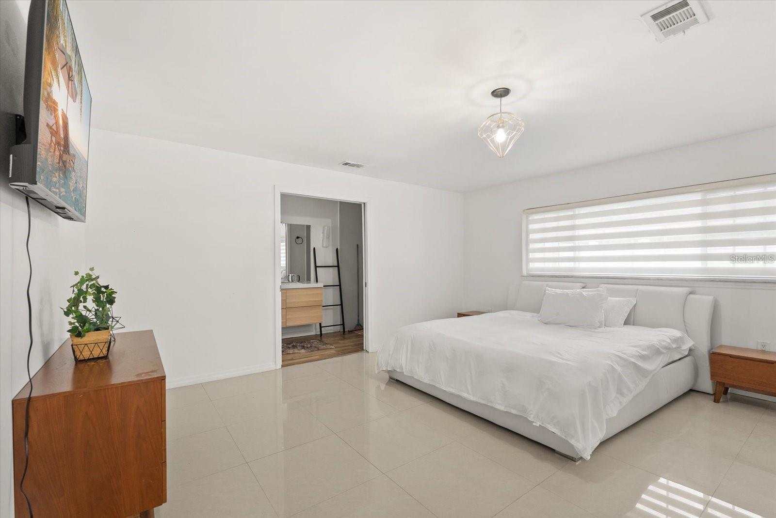 Image 24 of 36 For 8607 Sandberry Boulevard