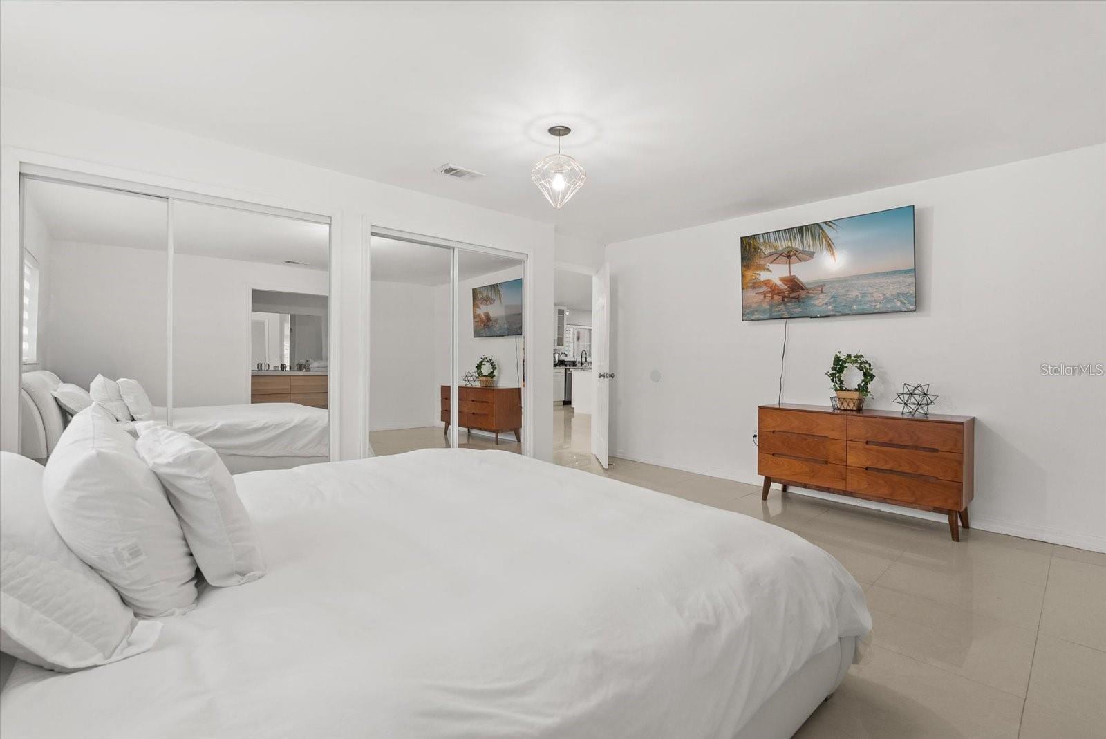 Image 25 of 36 For 8607 Sandberry Boulevard