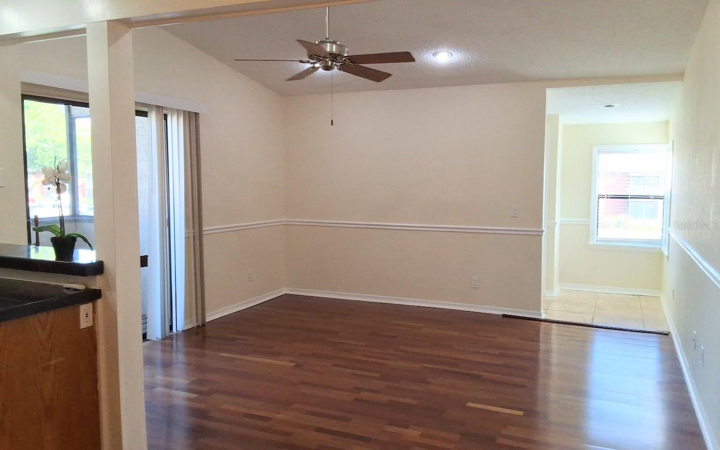 Image 6 of 21 For 2905 Antique Oaks Circle 6