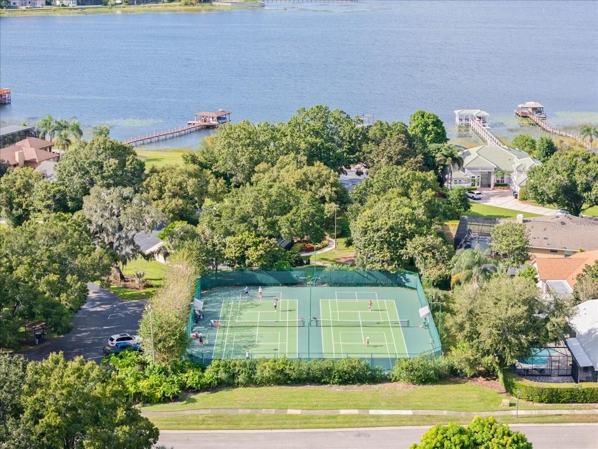 Image 19 of 23 For 10036 Brandon Circle