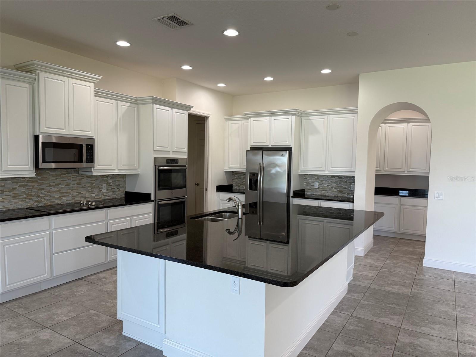 Image 11 of 52 For 3703 Dockside Drive