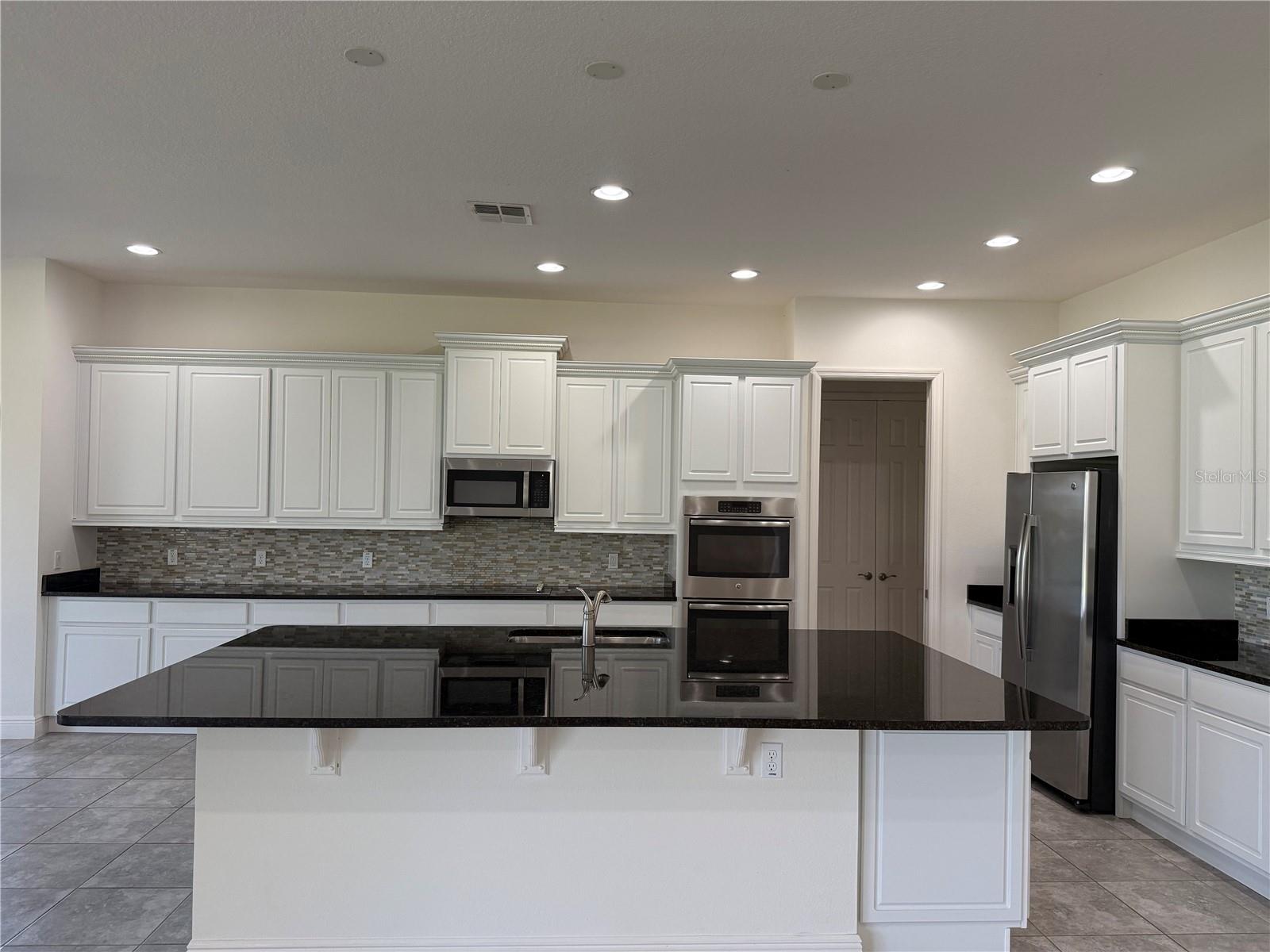 Image 9 of 52 For 3703 Dockside Drive