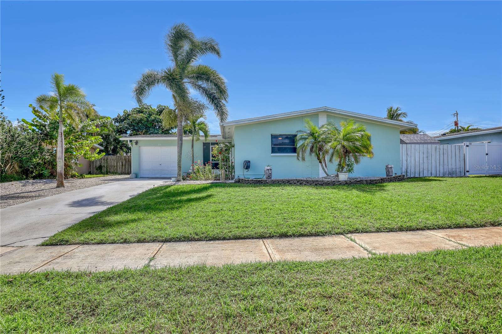 Image 2 of 57 For 355 Aztec Avenue