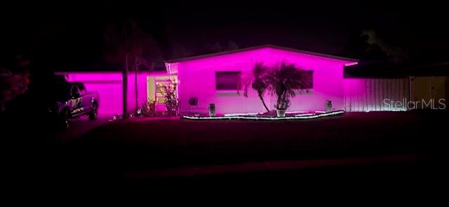 Image 6 of 57 For 355 Aztec Avenue