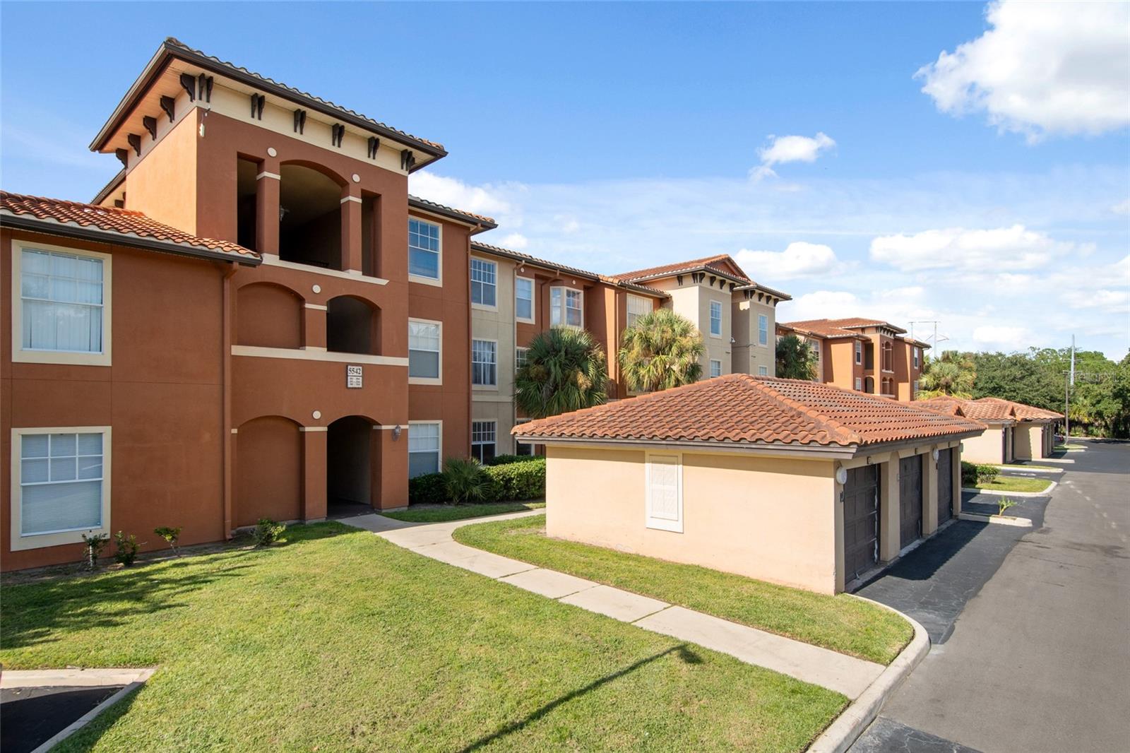 Details for 5542 Metrowest Boulevard 10, ORLANDO, FL 32811