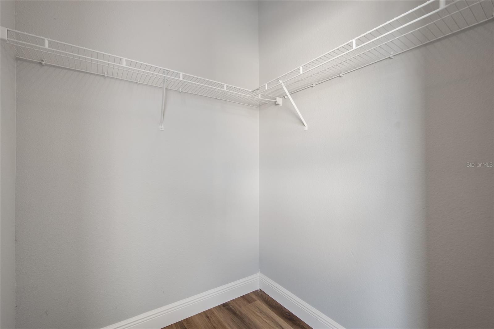 Image 18 of 33 For 5542 Metrowest Boulevard 10