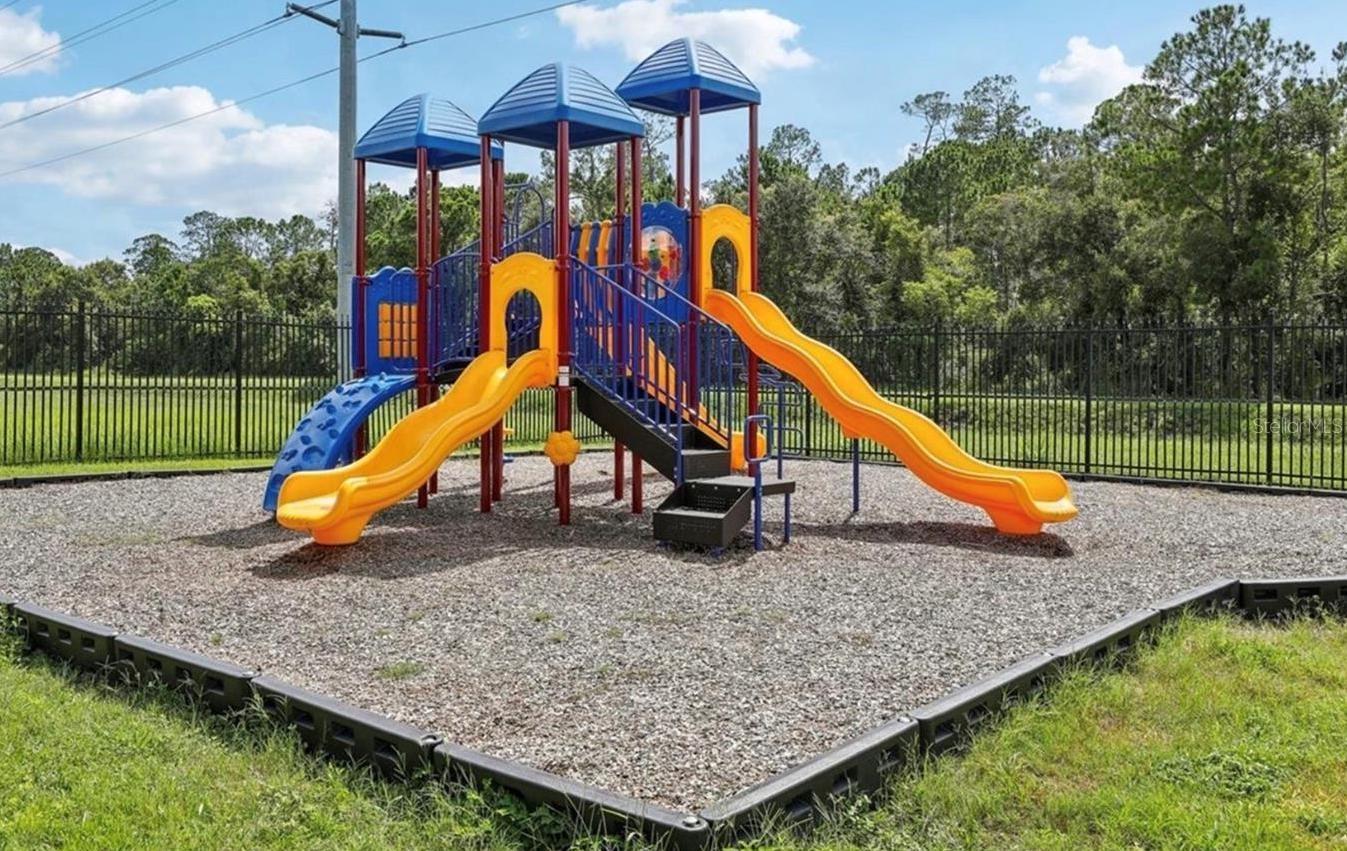 Image 28 of 33 For 5542 Metrowest Boulevard 10