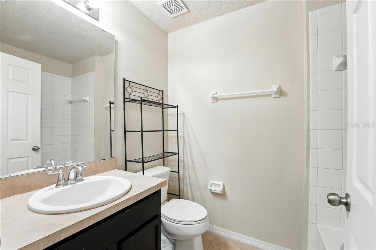 Image 10 of 18 For 8959 Hildreth Avenue