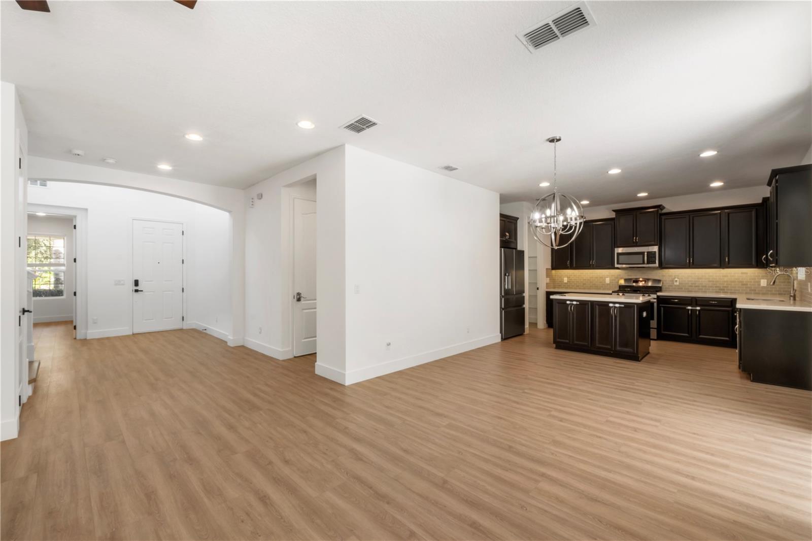 Image 13 of 57 For 14518 Black Quill Dr Drive 14518