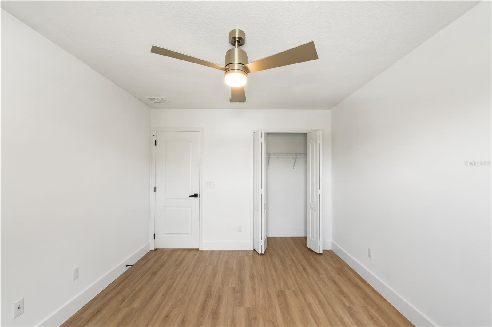 Image 17 of 57 For 14518 Black Quill Dr Drive 14518