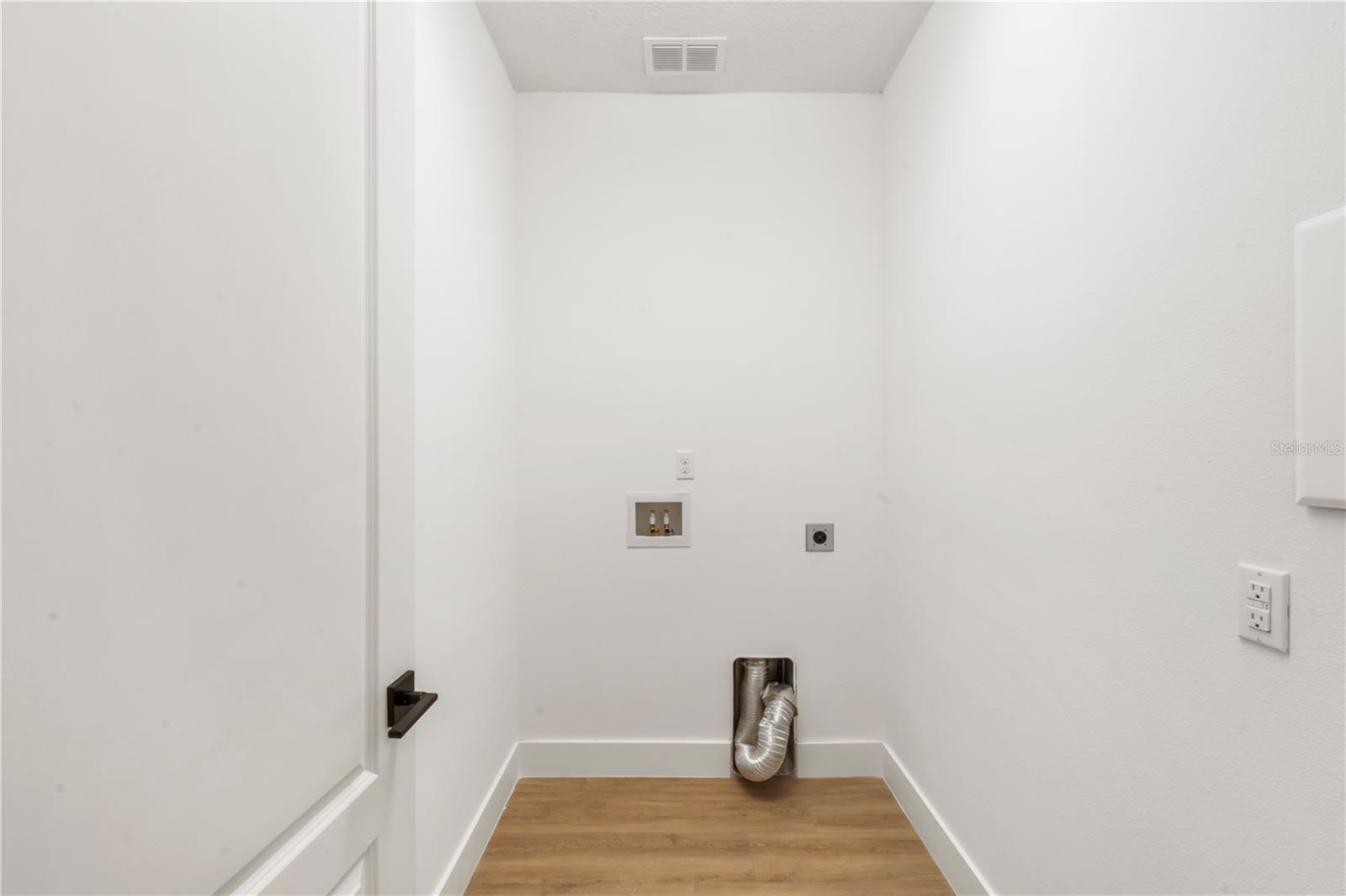 Image 36 of 57 For 14518 Black Quill Dr Drive 14518